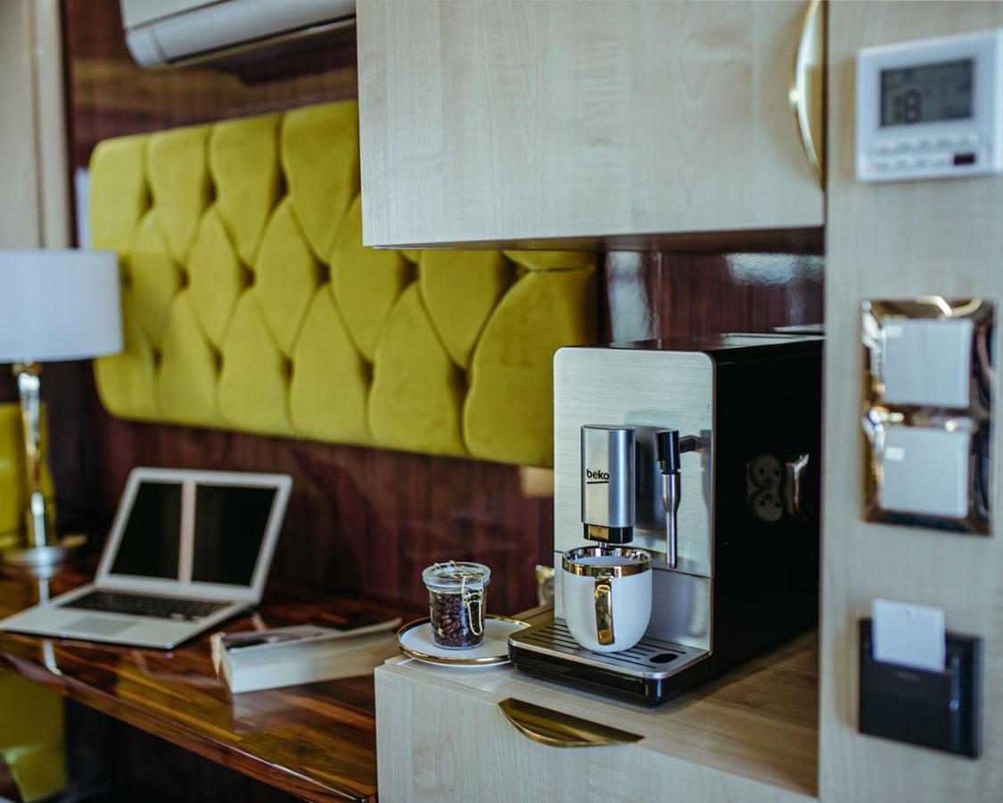 Hausboot Mit Traumlage In Luebeck-Travemuende Otel Dış mekan fotoğraf
