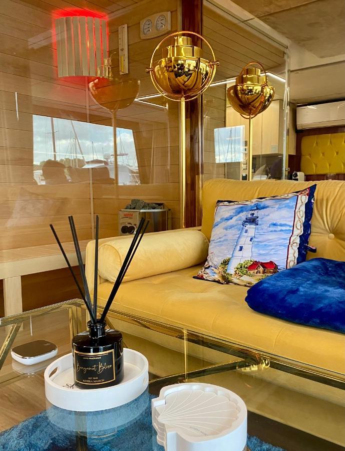 Hausboot Mit Traumlage In Luebeck-Travemuende Otel Dış mekan fotoğraf