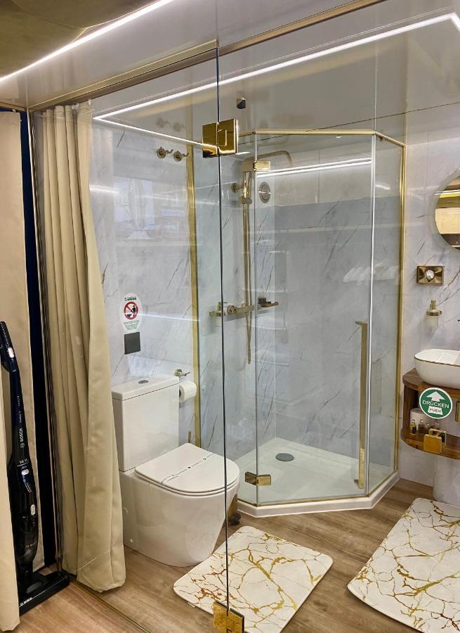 Hausboot Mit Traumlage In Luebeck-Travemuende Otel Dış mekan fotoğraf
