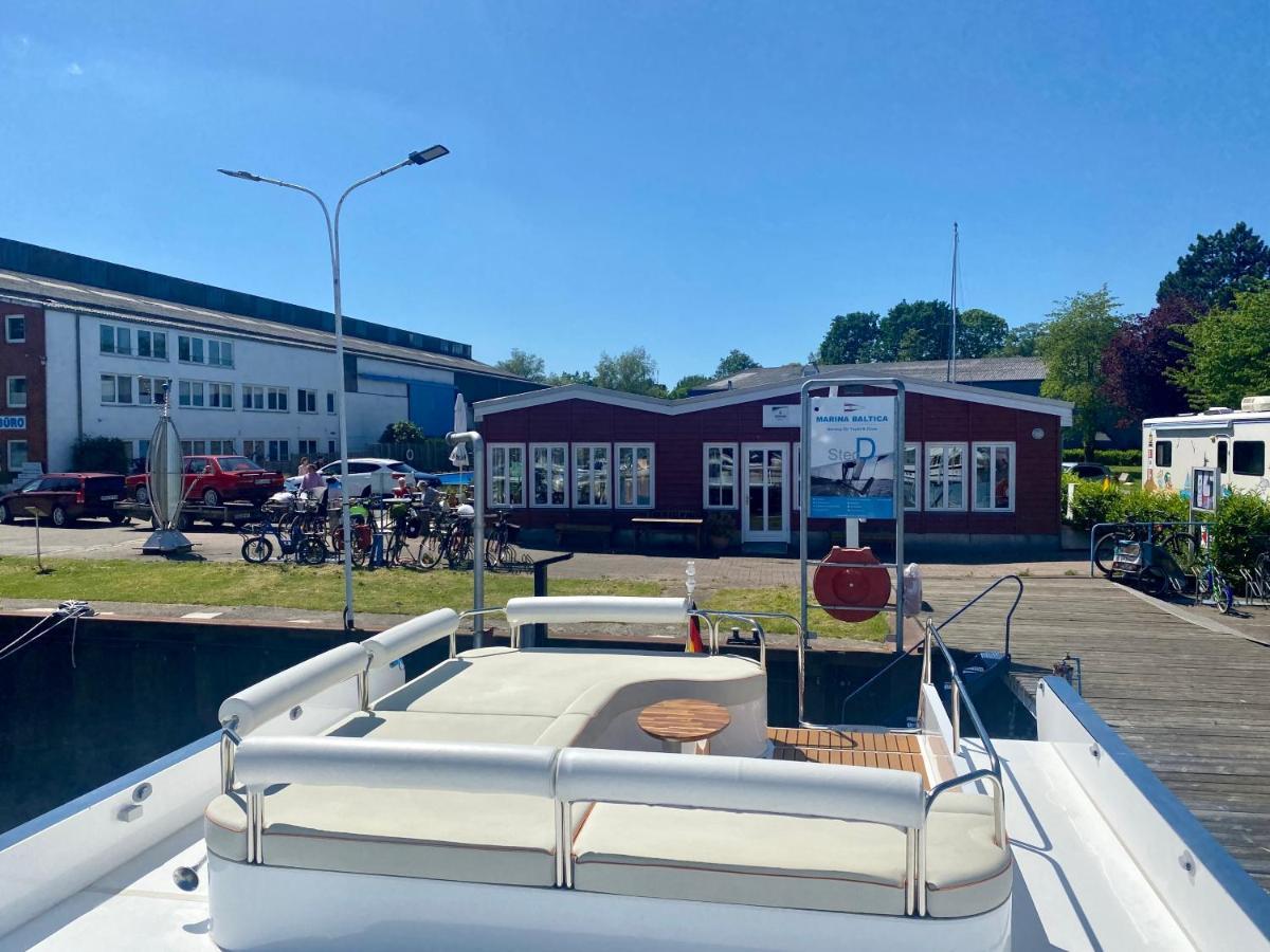 Hausboot Mit Traumlage In Luebeck-Travemuende Otel Dış mekan fotoğraf